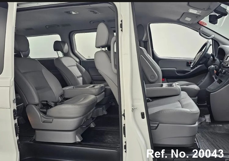  Hyundai / Grand Starex Stock No. 20043